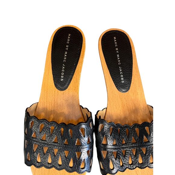Marc by Marc Jacobs Low Wedge Wood Sandals Black 38 - Picture 4 of 7